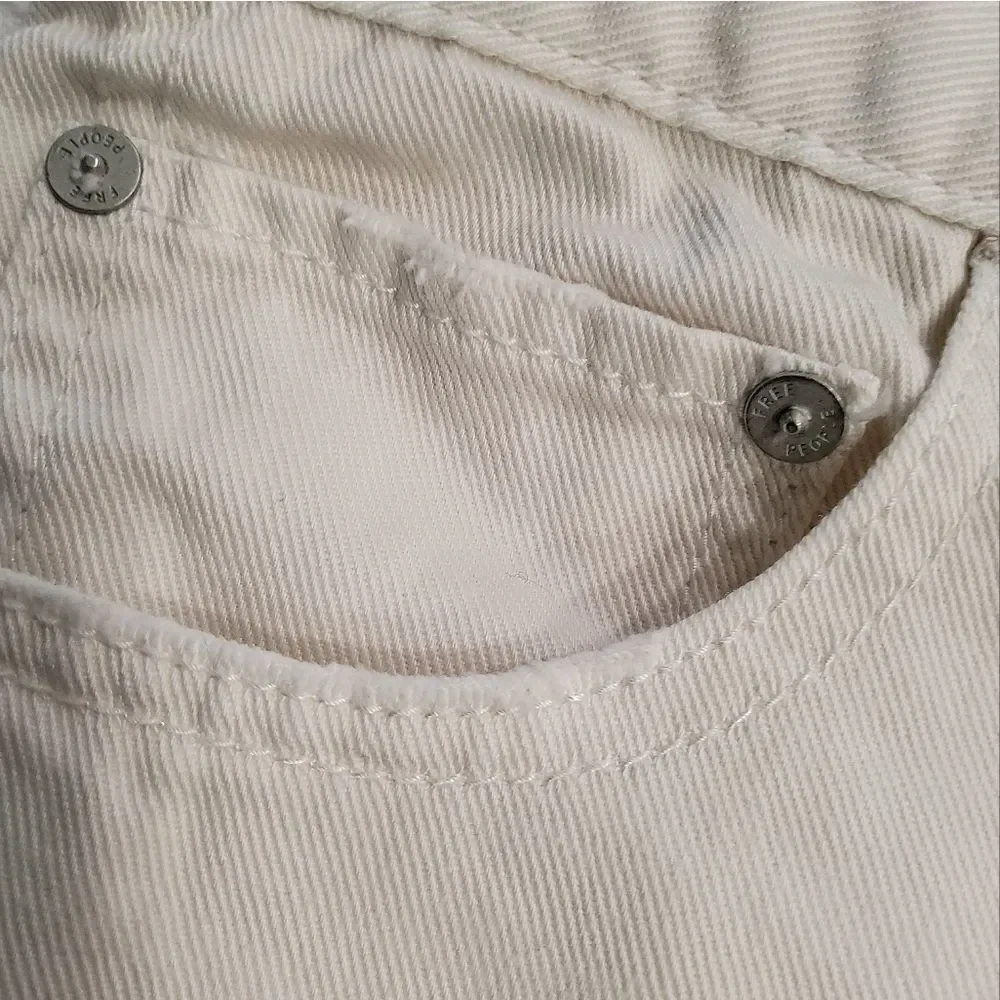 Free People Women's Distressed Cutoff Shorts Size 27